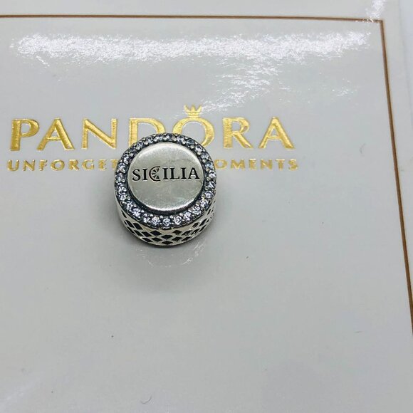 ✨🔥Pandora Island Of Sicily Italy Exclusive Trinacria Symbol Logo Charm - Picture 3 of 4